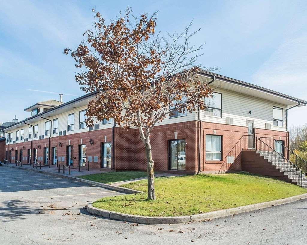 Days Inn By Wyndham Barrie Buitenkant foto