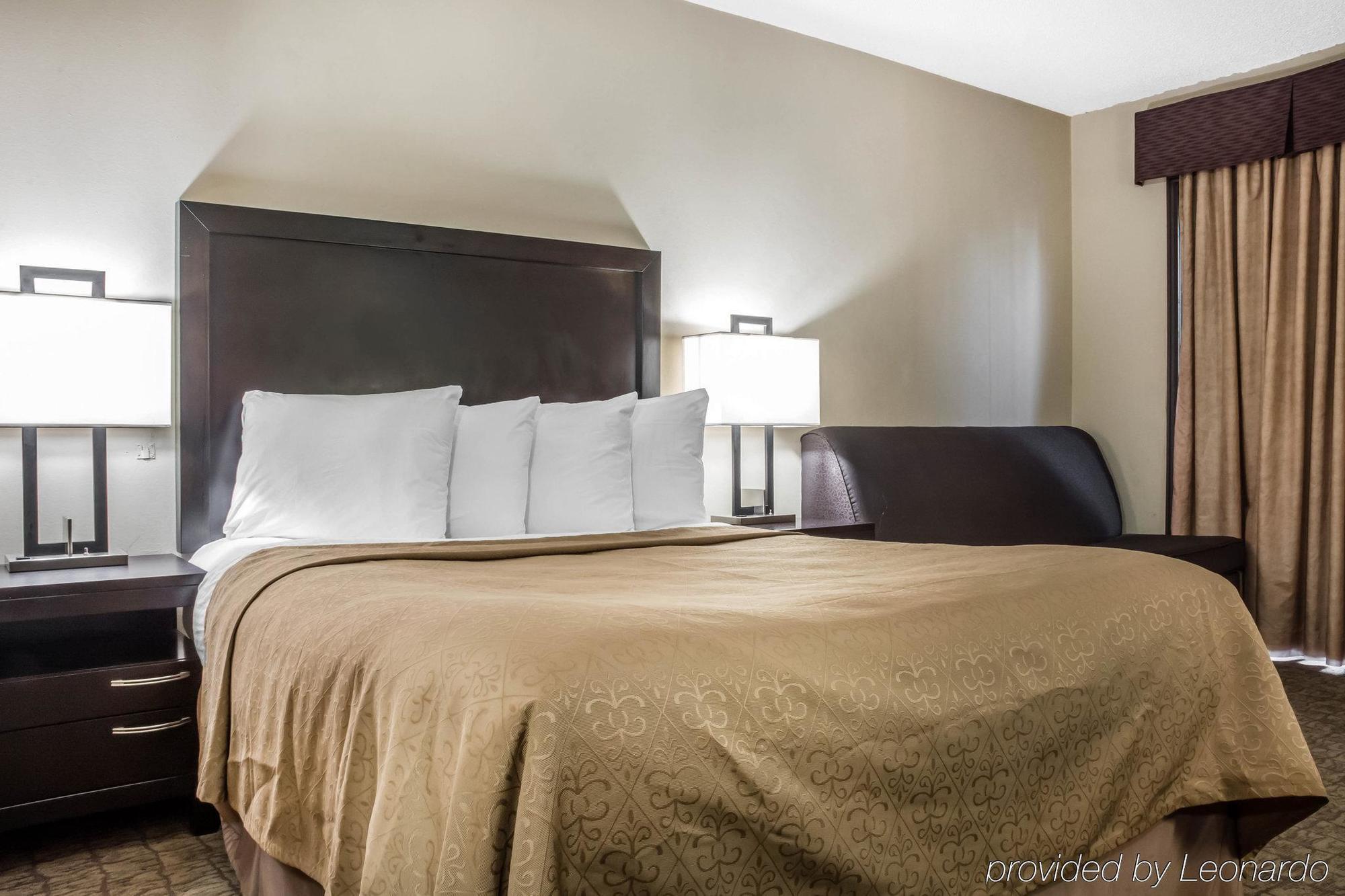 Days Inn By Wyndham Barrie Buitenkant foto