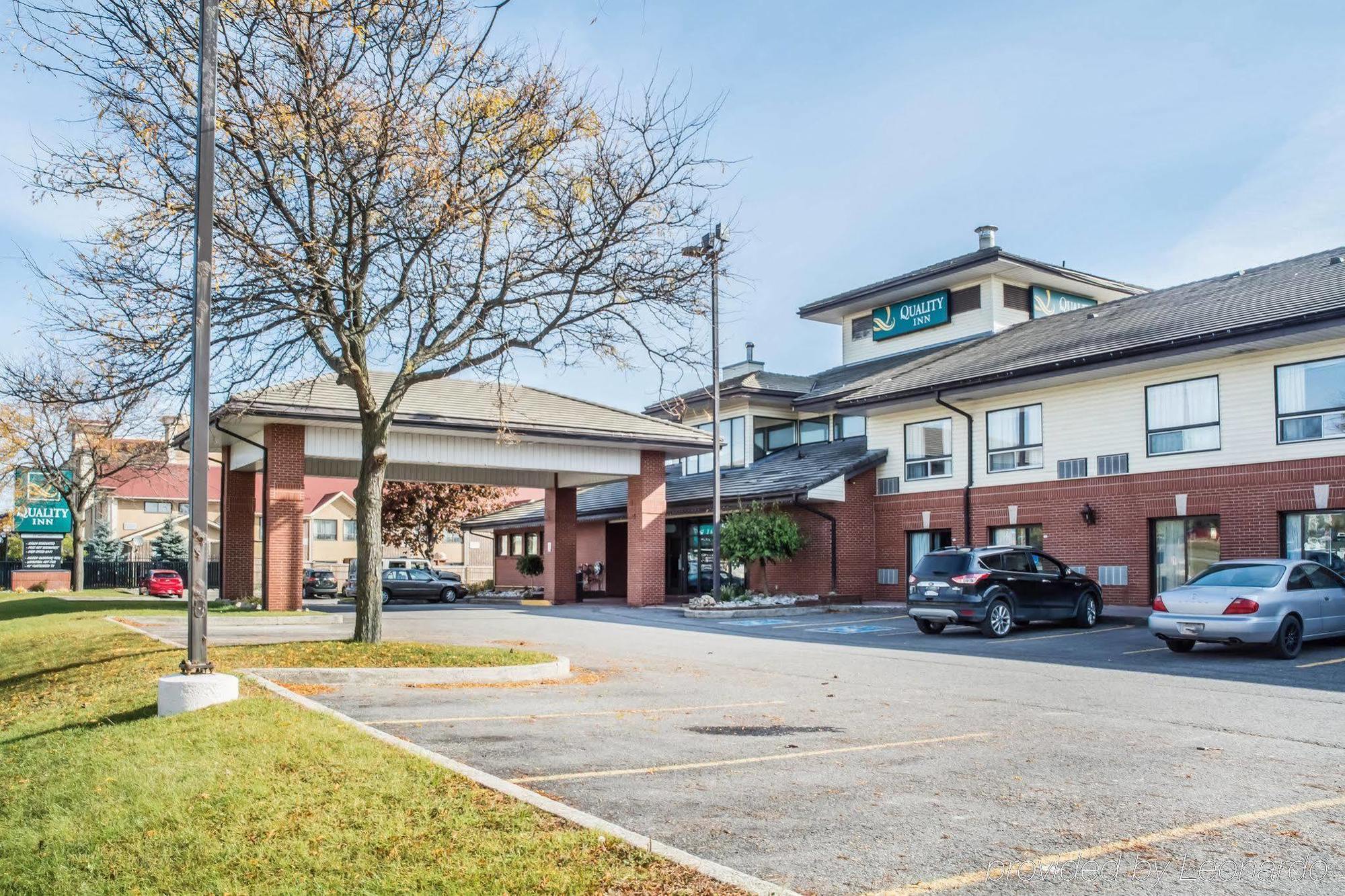 Days Inn By Wyndham Barrie Buitenkant foto