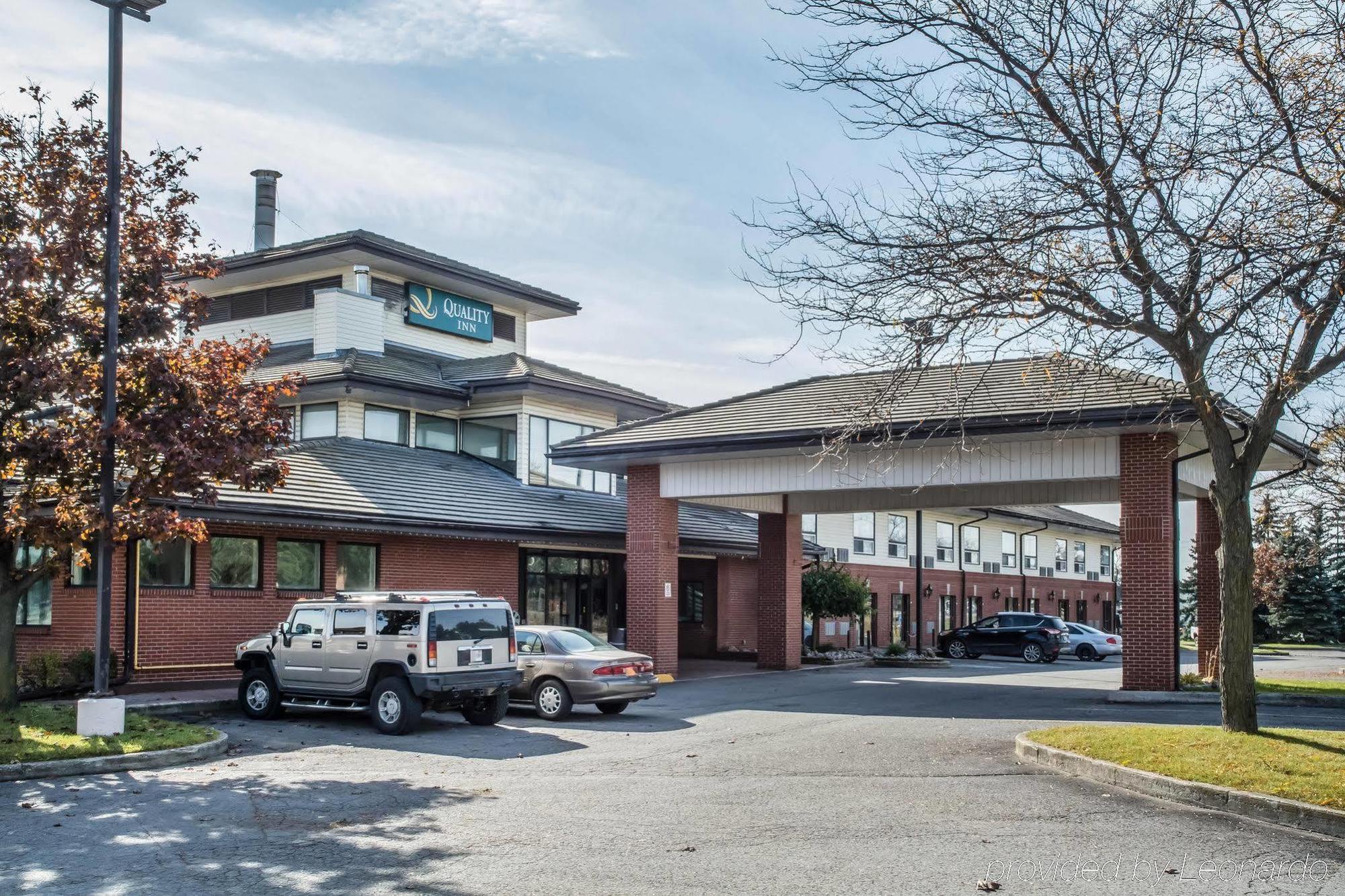 Days Inn By Wyndham Barrie Buitenkant foto