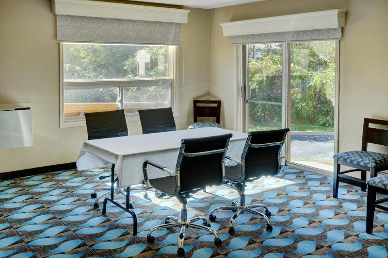 Days Inn By Wyndham Barrie Buitenkant foto